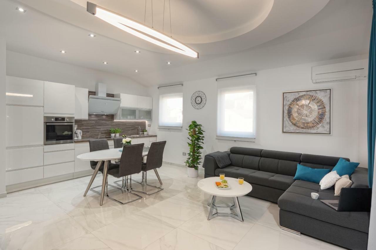 Viras Luxury Holiday Pula Exterior foto